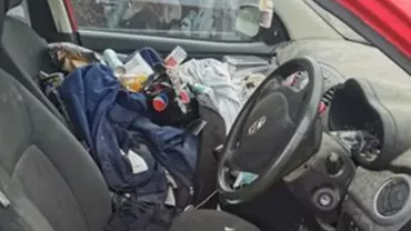 Cum arată mașina pe care un mecanic a refuzat s-o verifice, din cauza mizeriei din interior