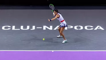 Emma Răducanu, victorie în primul său meci de la Transylvania Open. Demonstrație de forță în decisiv / Britanica a vorbit în română la final: „Mă simt ca acasă aici!” (FOTO, VIDEO)