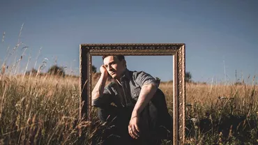 Solistul trupei The Motans se iubește cu o clujeancă: Mi s-a părut atât de stupid și atât de romantic în același timp