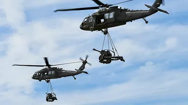 România cumpără 12 elicoptere Black Hawk pentru intervenție și salvare. La ce misiuni pot participa aceste elicoptere