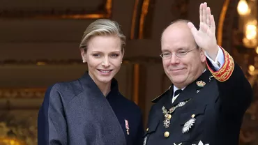 Prințesa Charlene de Monaco, în pericol?! Detaliul pe care fanii l-au remarcat în fotografia de Crăciun (FOTO)