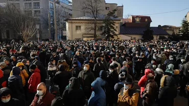 Angajații STB protestează. Demonstranții cer salarii mai mari și reclamă și lipsa pieselor (VIDEO, GALERIE FOTO)