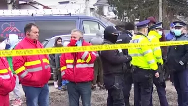 Polițistul care a lovit minorele pe trecerea de pietoni ar fi depus cerere de concediu