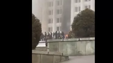 Haos în Kazahstan. Preşedintele cere ajutorul Rusiei și îi acuză de terorism pe protestatari