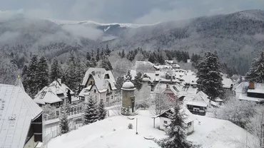 Românii iau cu asalt stațiunile montane, în minivacanța din 24 ianuarie. Prețul unui sejur de 3 zile, egal cu o vacanță în străinătate         