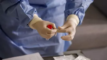 Vicepreședintele Societății de Epidemiologie: Se anunță un val 6 al pandemiei. Circulă o variantă rezistentă la antivirale și anticorpi