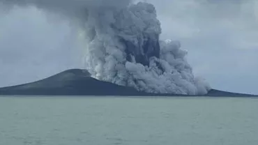 NASA: Forţa erupţiei vulcanice produse în arhipelagul Tonga a depășit-o pe cea a bombei atomice de la Hiroshima