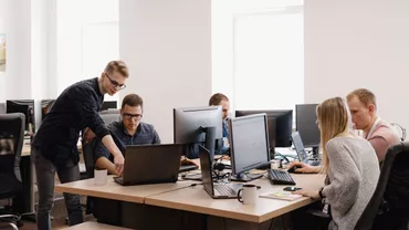 Credeai că-i ușor cu WellCode? Țeapă! Ce trebuie să faci ca să câștigi mii de euro ca programator?