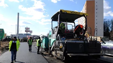 Circulație deviată în Sectorul 4! Sosește utilajul care va fora pilonii pasajului care se construiește în zona Metalurgiei