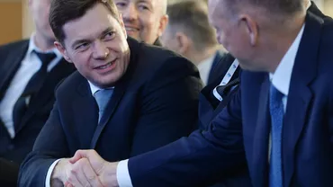 Măsuri disperate ale oligarhilor ruși, cu afaceri în Occident. Abramovici și Mordașov, cel mai bogat om din Rusia, au intrat în vizorul europenilor