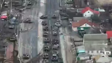 Coloană de tancuri, spulberată de dronele ucrainiene. Rușii prinși în capcană se plâng prin stație de pierderile grele (VIDEO)