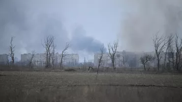 Mariupol e bombardat constant de forțele ruse, spune viceprimarul: „Criza umanitară și genocidul continuă” (FOTO, VIDEO)