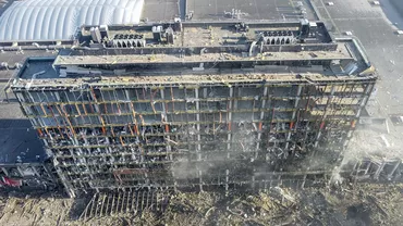 Rusia a prezentat imagini cu atacul asupra mallului din Kiev, soldat cu moartea a cel puțin opt persoane (FOTO, VIDEO)