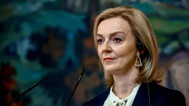 VIDEO. Liz Truss, la moartea Reginei Elisabeta a II-a: „Împreună cu familia Regelui, plângem pierderea mamei sale. Trebuie să ne unim ca popor pentru a-l sprijini” / Mesajul integral