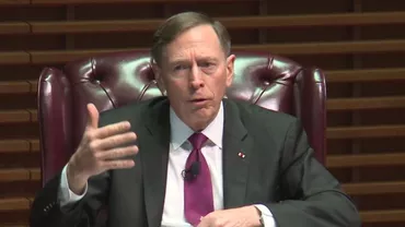 Generalul american David Petraeus : „Contraofensiva ucraineană va fi foarte impresionantă”  / Cum se va desfășura operațiunea de arme combinate
