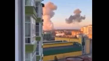 Noi explozii în Ucraina, la 150 de kilometri de graniţa cu România. Armata rusă a bombardat aeroportul din Ivano Frankivsk (VIDEO)