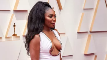 Accident la Premiile Oscar 2022. Lui Venus Williams i-au ieșit sânii din rochie, în direct (FOTO)