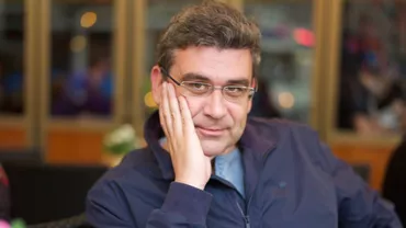 Baconschi, despre situația politică actuală: E foarte trist faptul că Biserica nu se trezește, nu se scutură de această maladie spirituală. Nu e alături de popor. N-am văzut preoții vedete pe social media îndrăznind să vorbească despre România aflată în această cumpănă (VIDEO)