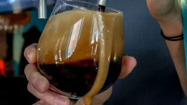 Rusia riscă să rămână fără bere dacă aprovizionarea de hamei va fi întreruptă