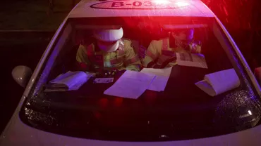 Un polițist ar fi lovit cu bastonul o femeie la un târg din Vâlcea. S-a deschis o anchetă