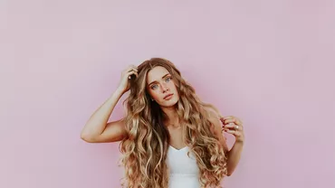 Cum să alegi cel mai bun uscător de păr pentru tipul tău de păr