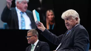 Tatăl premierului britanic Boris Johnson a obţinut cetăţenia franceză: „Voi fi întotdeauna european”