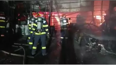 Incediu la un service auto din Capitală: un angaiat a avut de suferit