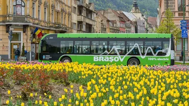 Brașovul rămâne fără autobuze electrice, după ce unul dintre mijloacele de transport a luat foc în trafic