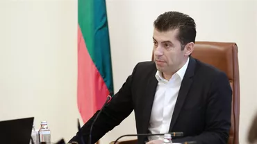 Bulgaria: Guvernul condus de Kiril Petkov a căzut prin moţiune de cenzură