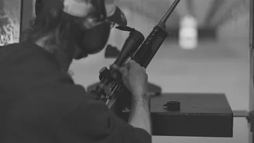 Tot mai mulți oameni din Taiwan învață să tragă cu arma. Invazia Rusiei în Ucraina a sporit temerea că și China ar putea să lanseze o ofensivă similară