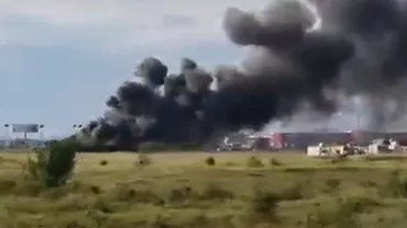 Incendiu puternic pe Centura Ploieștiului. Un tir a luat foc (VIDEO)