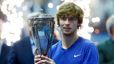 Sportivul rus, Andrei Rublev, a recunoscut că ar recurge la schimbarea cetățeniei pentru a participa la Wimblendon