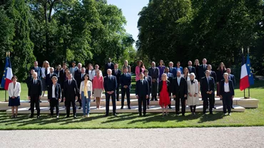 Analiză B1TV.RO // Emmanuel Macron plonjează cu un guvern minoritar în al doilea mandat prezidențial: Va intra Franța într-o nouă eră politică?