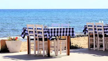 Ultimele oferte ale hotelierilor de pe Litoral înainte de a închide tot