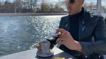 Andrew Tate, petrecere în curtea Muzeului Brukenthal: Nu m-am distrat niciodată atât de mult pentru 15 lei (VIDEO)