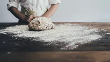 Pâinea şi alte produse de panificație, tot mai scumpe. Se anunță noi creșteri de prețuri