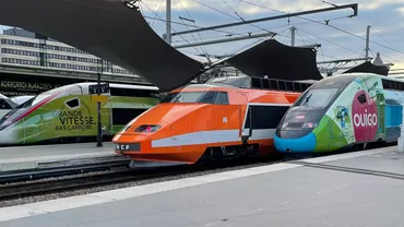 Clubul PSG, luat în vizor pentru deplasările dese cu avionul / Directorul TGV Intercities: „Există trenuri de mare viteză care acoperă în doar două ore distanţa de aproximativ 400 km dintre Paris şi Nantes”