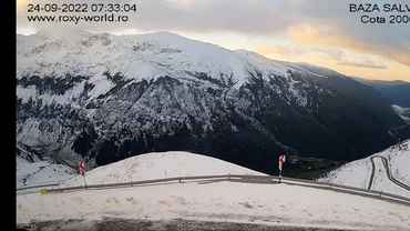 În Munţii Făgăraş, la peste 2.500 de metri altitudine, stratul de zăpadă măsoară 40 de centimetri. Avertismentul salvamontiștilor