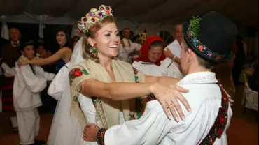Sărbătoare mare în familia Mirelei Vaida! Prezentatoarea Tv și soțul ei sărbătoresc 13 ani de la căsnicie: „Pe vremea asta, mă pregateam de cununie”