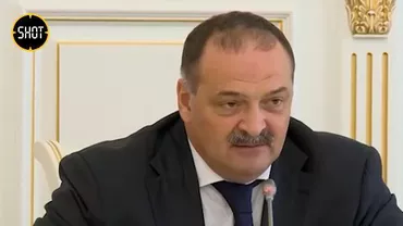 „Sunteți cretini?” Șeful Daghestanului, criză de nervi după ce în orașul Derbent toți bărbații au fost chemați la biroul de încorporare: „Fă un prost să se roage la Dumnezeu și se va răni la frunte” (VIDEO)