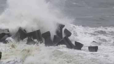 Porturile de la Marea Neagre au fost închise din cauza vântului puternic
