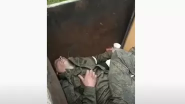 Trupe de etil ale lui Putin. Imagini cu zeci de recruți beți în Ucraina: E un fel de catharsis emoțional (video)
