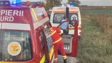 Grav accident rutier la Deveselu între un microbuz cu 18 copii și o mașină. Șase minori, răniți. A fost activat planul roșu de intervenție, iar traficul pe  DN 54 a fost oprit (VIDEO)