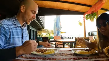Experiența impresionantă a unui bloggher canadian în România! Ce a descoperit turistul la Piatra Neamț (video)