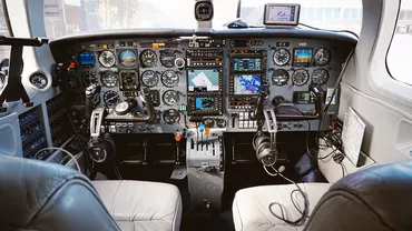 Italia: Un avion de stins incendii, cu doi piloţi la bord, s-a prăbuşit pe muntele Etna