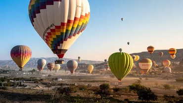 Incident în Cappadocia / Un balon cu aer cald s-a prăbușit. Doi turiști au murit