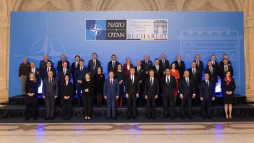 Cele cinci puncte ale declarației NATO adoptate la București. Alianța condamnă cruzimea Rusiei împotriva populației civile din Ucraina