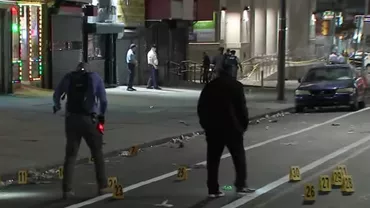 Atac armat în Philadelphia. Zeci de oameni au fost împușcați pe stradă