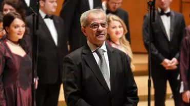 Voicu Enăchescu, unul din cei mai cunoscuţi dirijori, a murit la 79 de ani