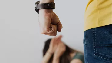 Olt: O tânără de 28 de ani a fost răpită de doi bărbați / Unde a fost găsită de autorități